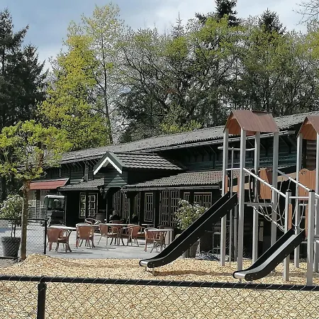 4-6 Personen F15 Alle Gemakken Voorzien Max Aantal Volwassen Personen Bedraagt 4 Chalet *