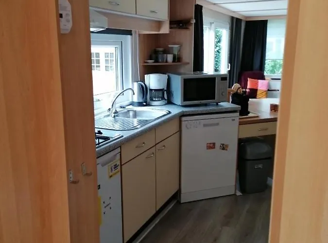 木屋 4-6 Personen F15 Alle Gemakken Voorzien Max Aantal Volwassen Personen Bedraagt 4